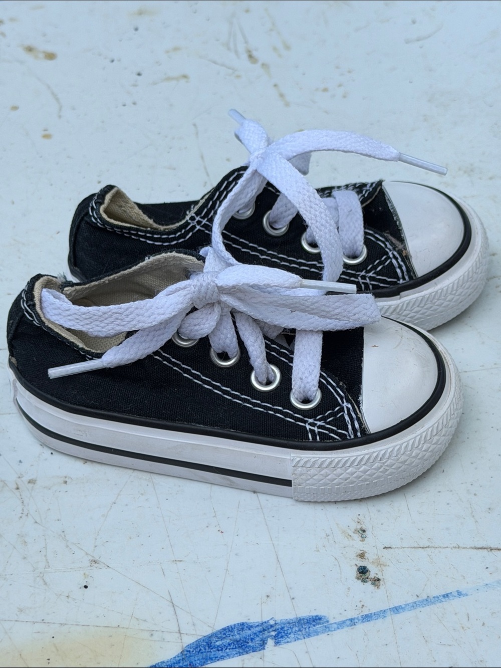 Converse Kids Black Canvas Low-Top Sneakers with White Laces